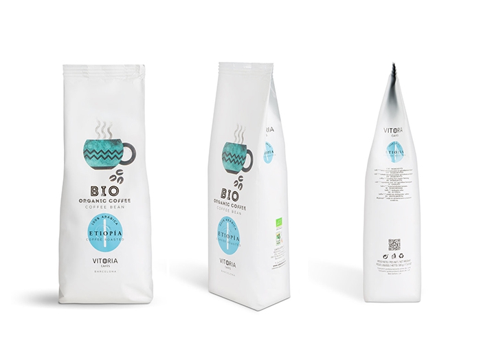 1_packaging-design-for-vitoria-organics-coffees﻿